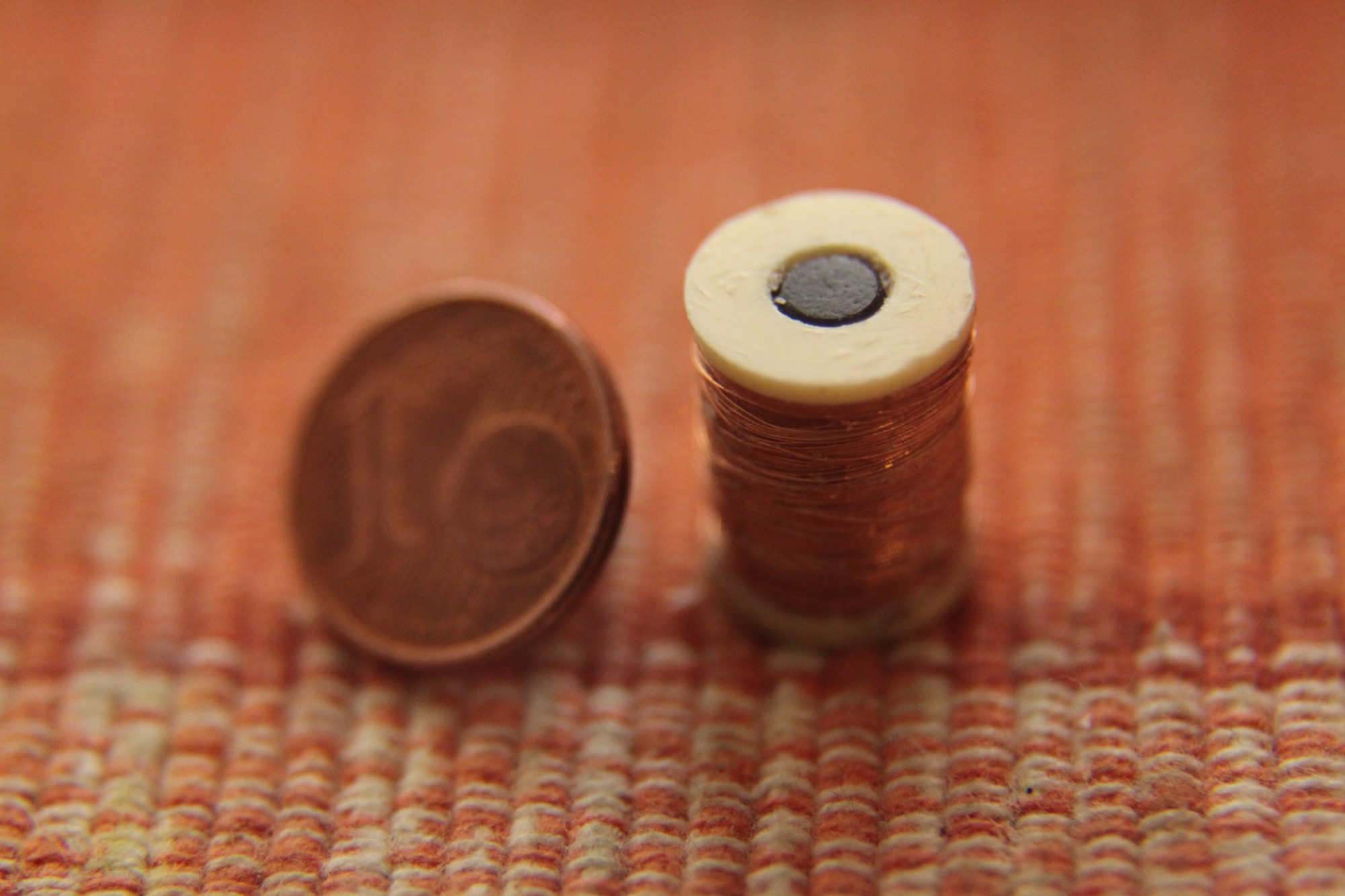 Custom individual magnetic pickup